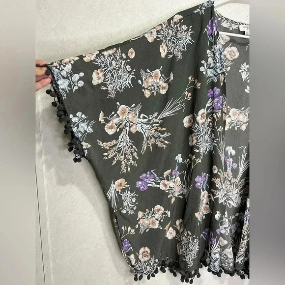 UMGEE Pompoms Floral Dolman Sleeve Cover-up Kimono Size Medium to Large (A5) - Picture 5 of 7